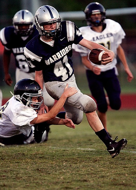 2米门将&“6国元帅”：两名法国球员随阿森纳U16夺冠